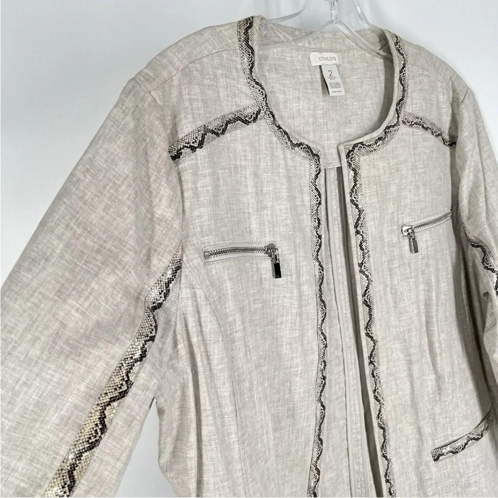 Chicos Linen Blend Blazer Size 2 Beige Open Front Snakeskin Print Trim Large